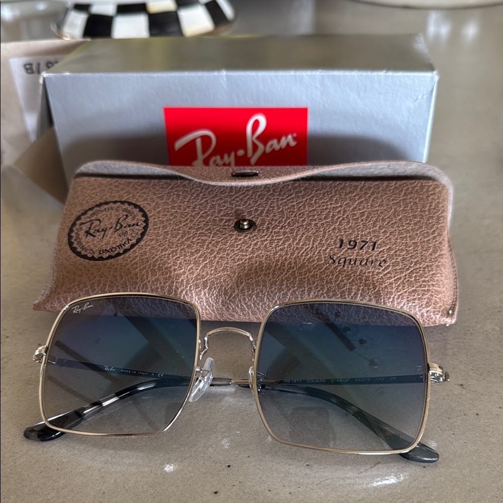 Ray-Ban Unisex RB1971 54mm Sunglasses Silver Frame with Blue Lenses - Picture 10 of 10